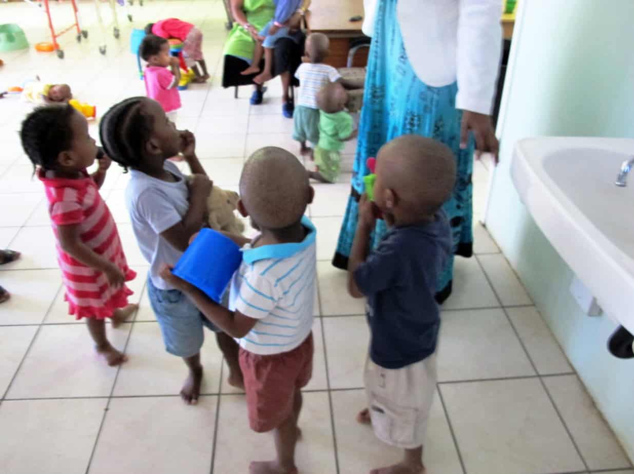  Niños del orfanato de Sudáfrica 