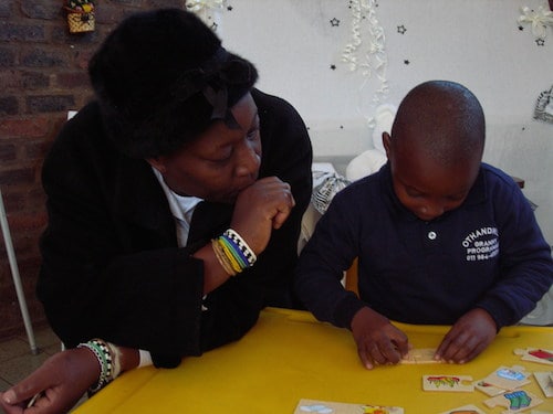  kid and granny do puzzle 